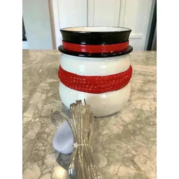 Yankee Candle Scenterpiece Wax Warmer Snowman Holiday Melt Timer 8” - Picture 2 of 3